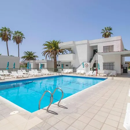 El Sombrero Apartment *