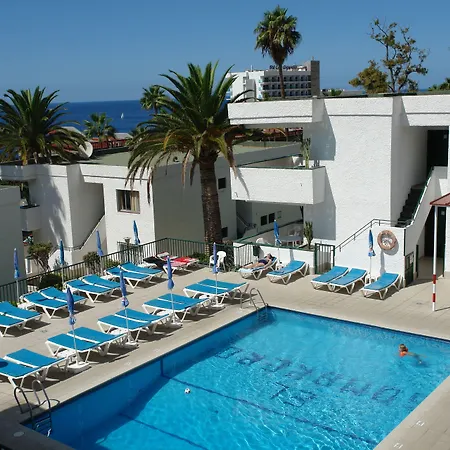 El Sombrero Acantilado de los Gigantes