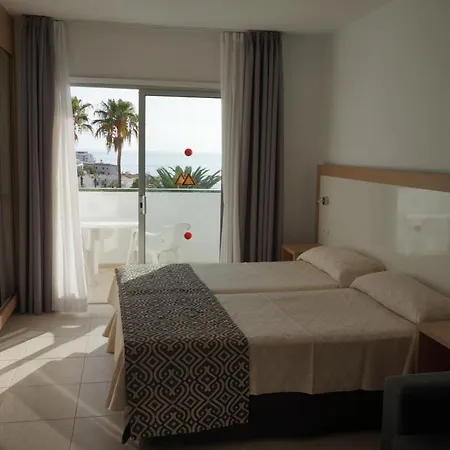 El Sombrero Acantilado de los Gigantes