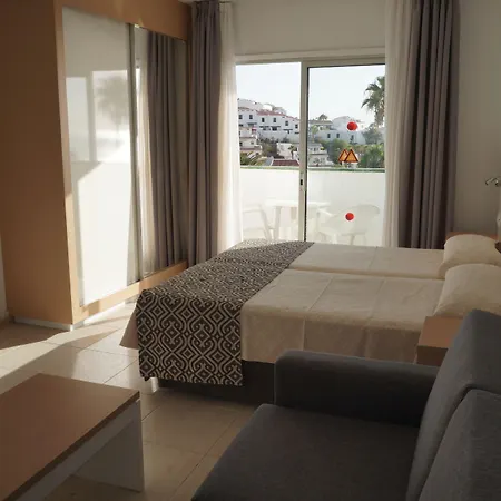 Апартаменты El Sombrero *